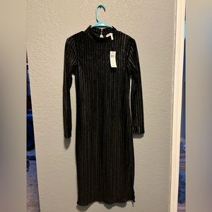 NWT BCBGeneration Black And Gold Formal Mock Neck Dress - Small